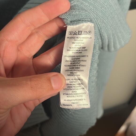 French Connection Light Blue Turtleneck Sweater Size Medium - Picture 3 of 5